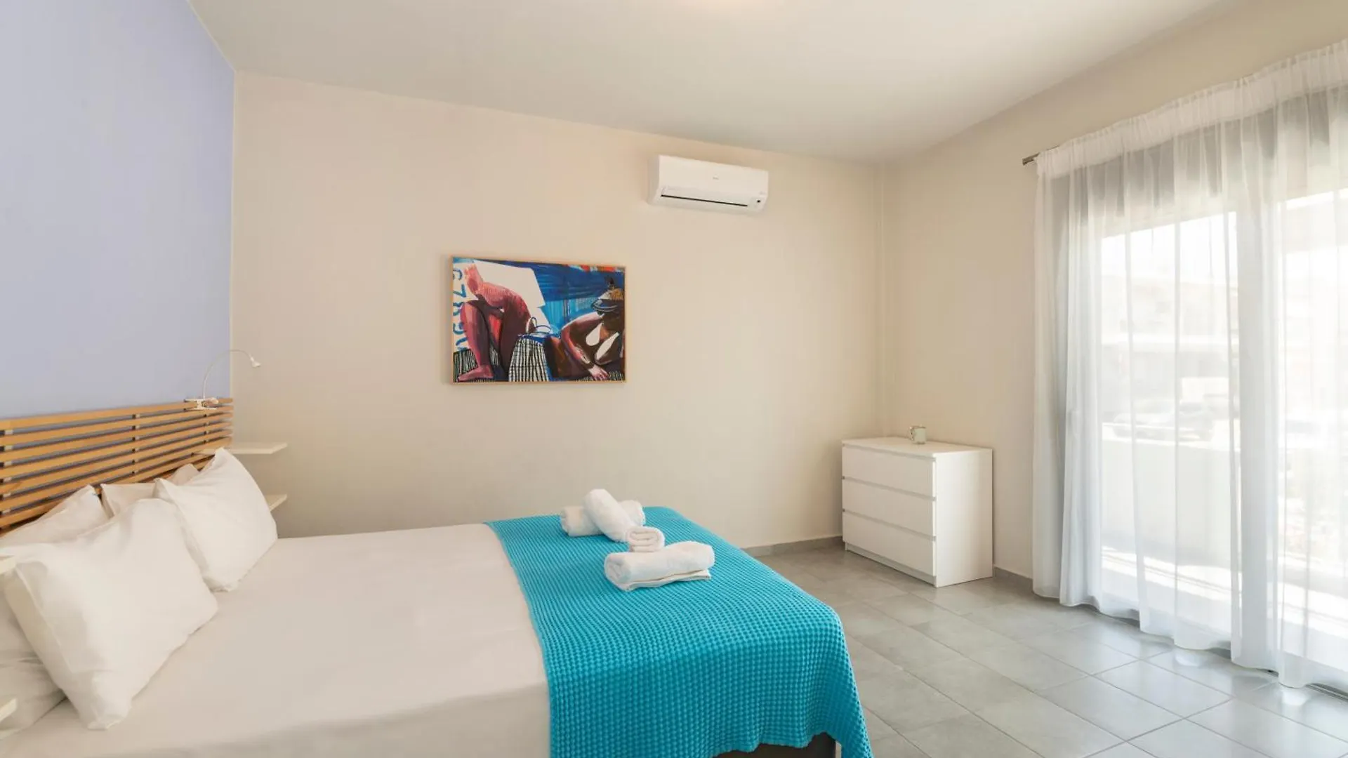 Ammos Seafront Family Apartments Néa Plája 0*,  Görögország